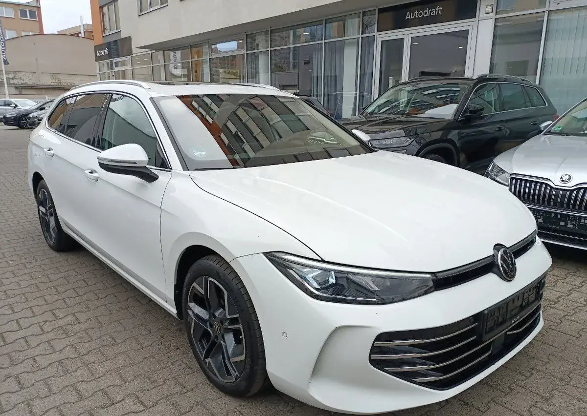 Volkswagen Passat – 2024, 100 133 km