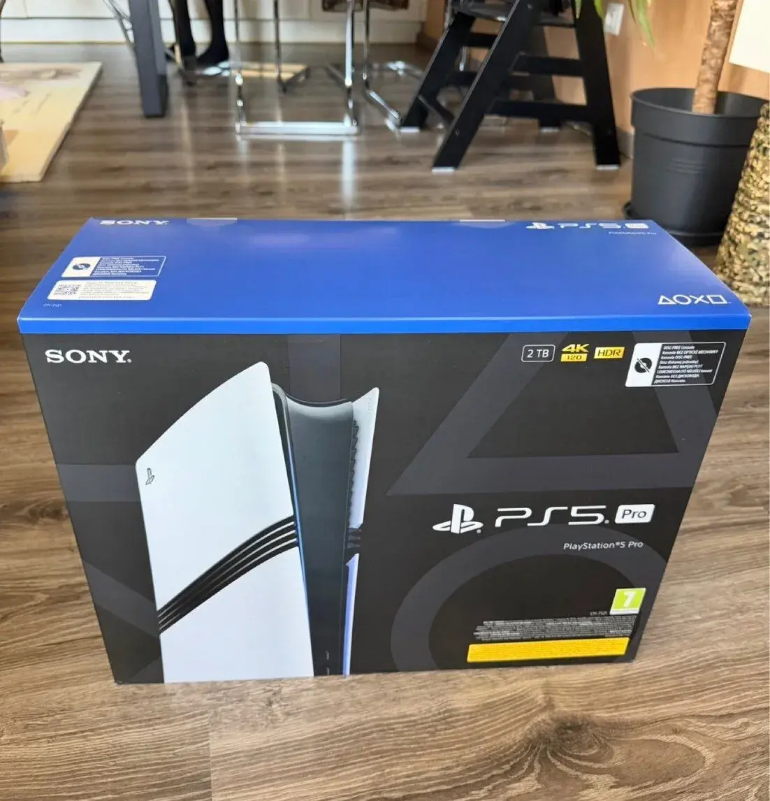 Playstation 5 PRO - NOVÝ, NEROZBALENÝ, ZÁRUKA 2 ROKY