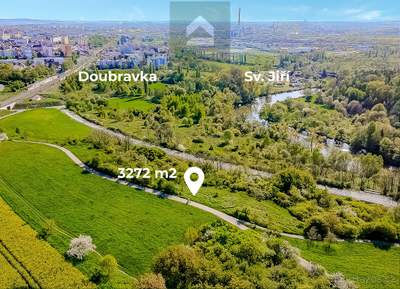 Pronájem pozemku 3272 m2 Doubravka