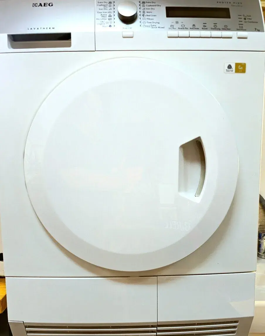 SUŠIČKA AEG LAVATHERM