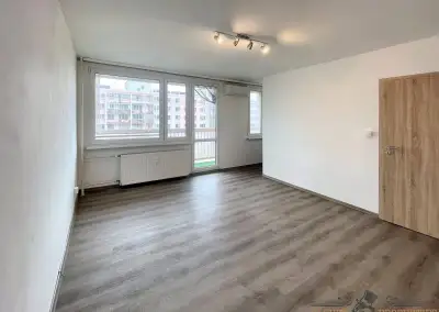 Pronájem bytu 1+kk 31 m², Pardubice - Polabiny, ev.č. 01005