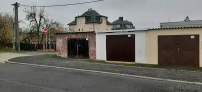 Garáž Cheb, Háje