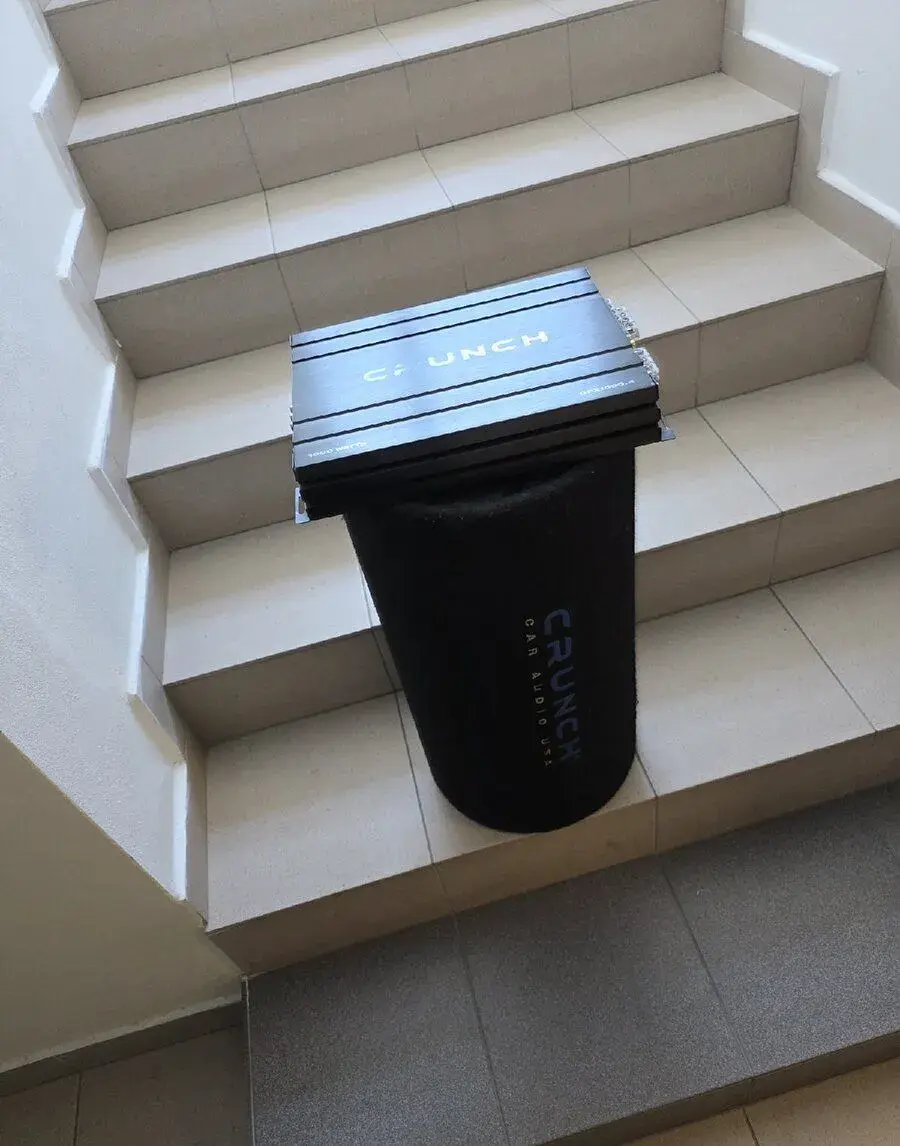 Subwoofer Crunch + zesilovač