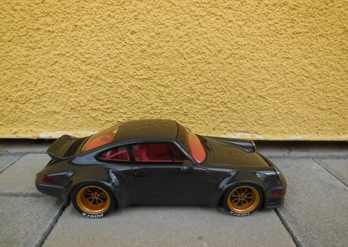 Porsche 993 RWB Bourgogne - 1/18 GT Spirit