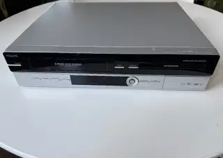 VHS digitalizace - Combo VHS/DVD rekordér Philips DVDR3510