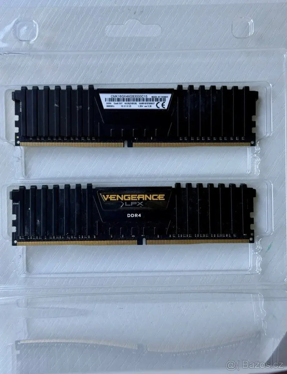 Corsair Vengeance LPX RAM 32GB 4x8GB DDR4 3000MHz CL15