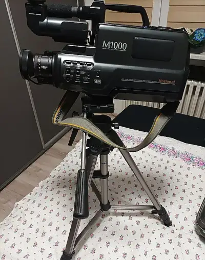 Videokamera VHS National