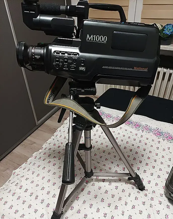 Videokamera VHS National