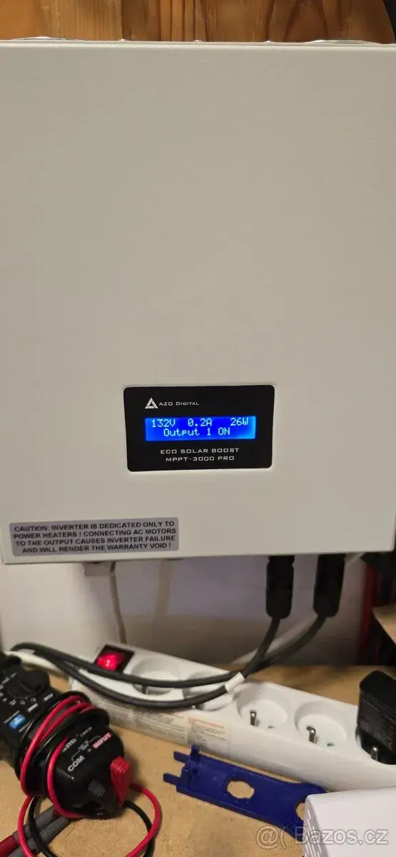 Solární invertor ECO SOLAR BOOST 3000