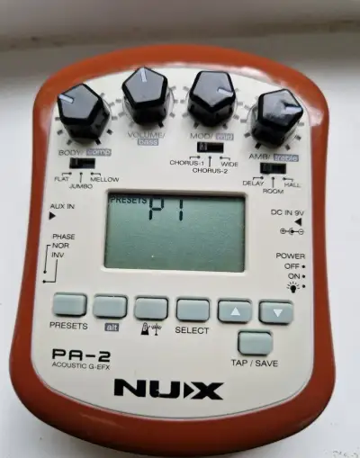 Kytarový multiefekt PA-2 NUX