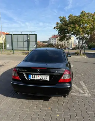 Mercedes-Benz E – 194 992 km