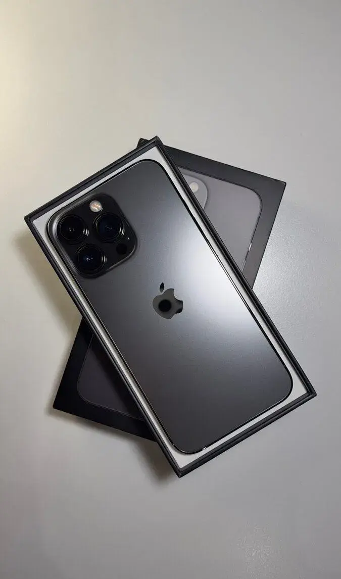 Apple iPhone 13 Pro 256GB, Vesmírně šedý (Graphite)