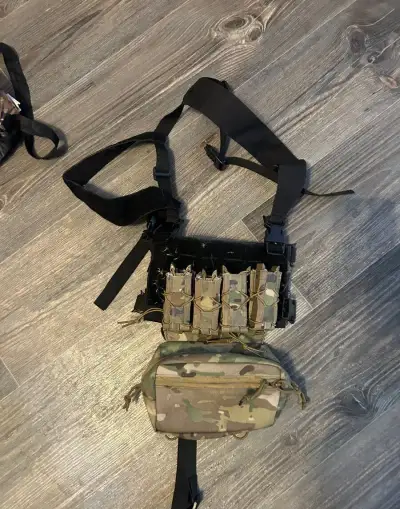 Chest rig