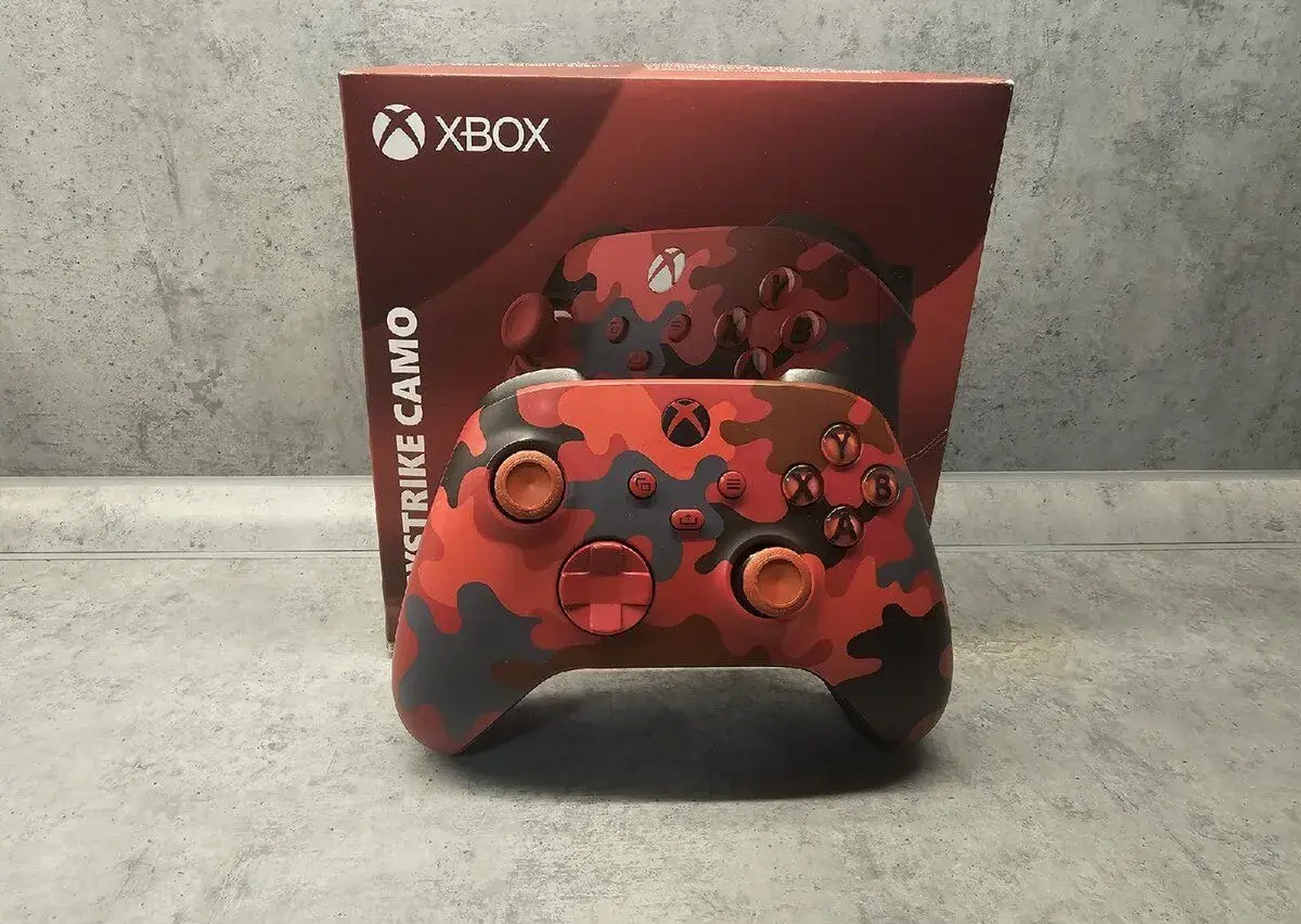 Xbox Wireless Controller – Daystrike Camo Special Edition