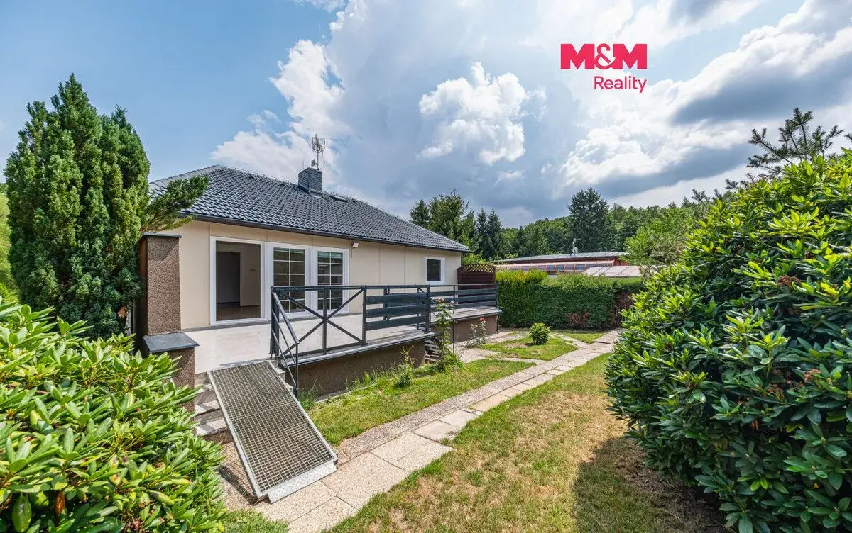 Pronájem rodinného domu, 125 m², Šestajovice, ul. Ve Skalkác