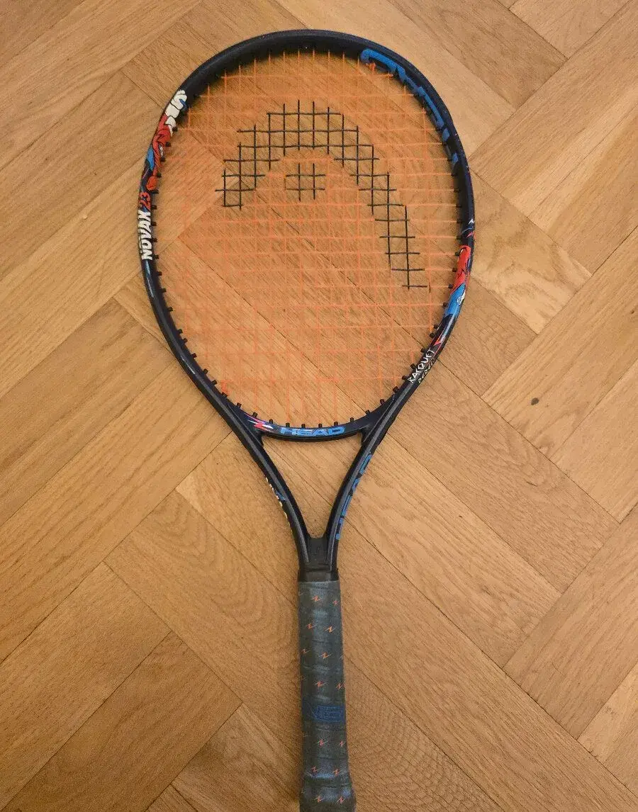 Dětská tenisová raketa