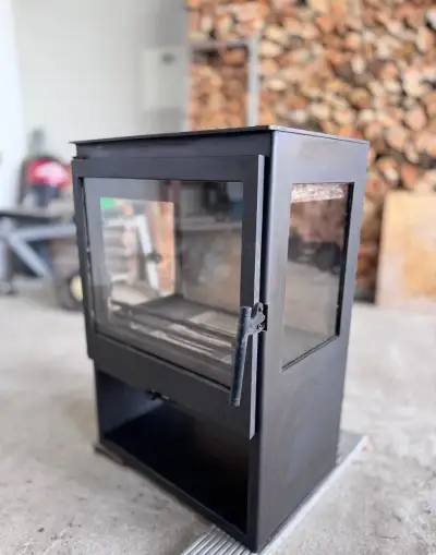 Krbová kamna Panadero ONIX 3V – 7,1 kW, prosklení ze 3 stran