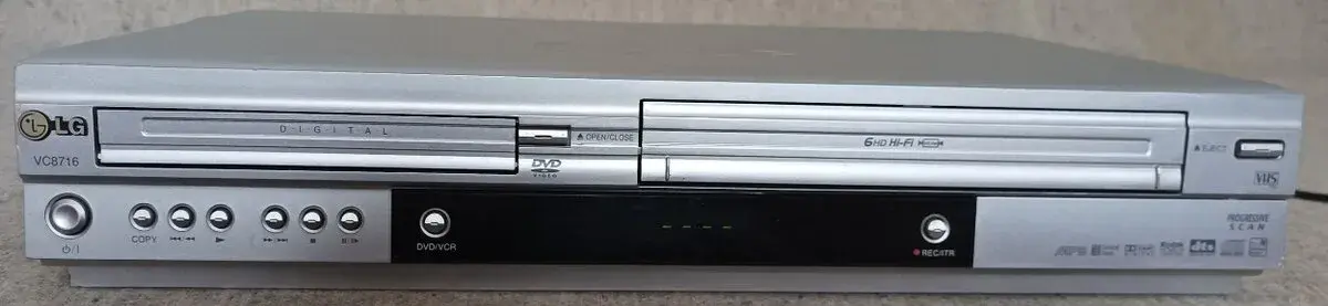Combo LG VC8716 DVD/VHS