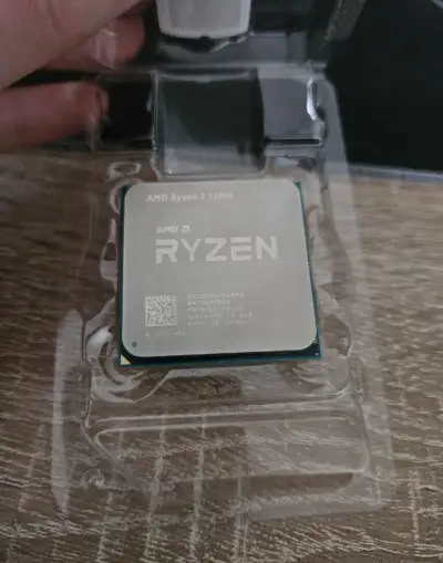 Výhodný PC základ: Ryzen 3 2200G + 8GB RAM