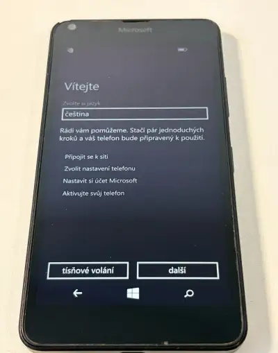 Dotykový telefon Microsoft Lumia 535 (černý)