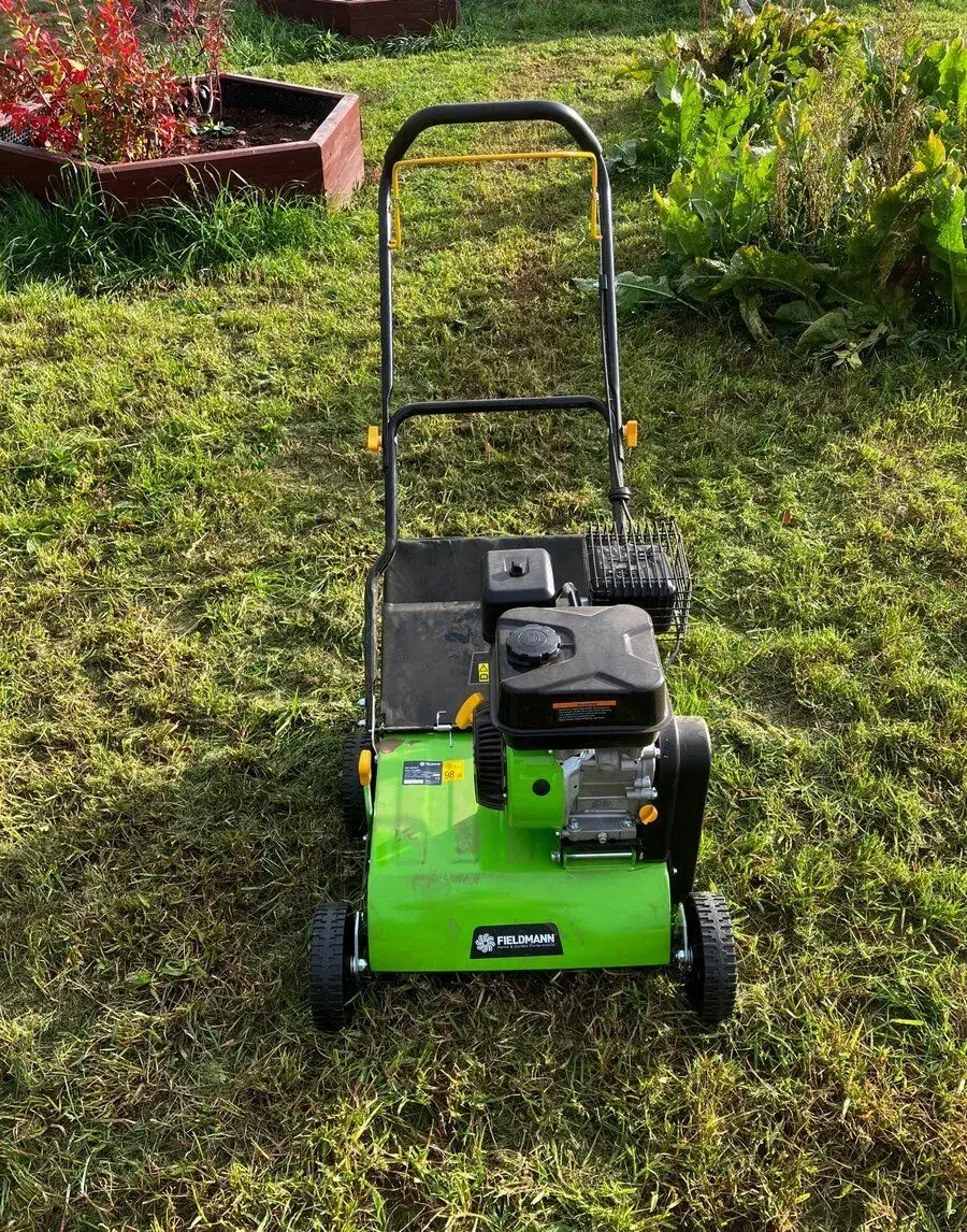 Půjčím benzínový vertikutátor Fieldmann FZV 6050-B