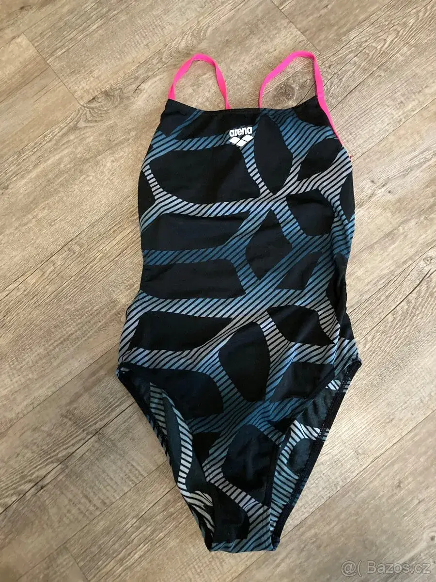 Plavky Adidas - výška cca 170 cm