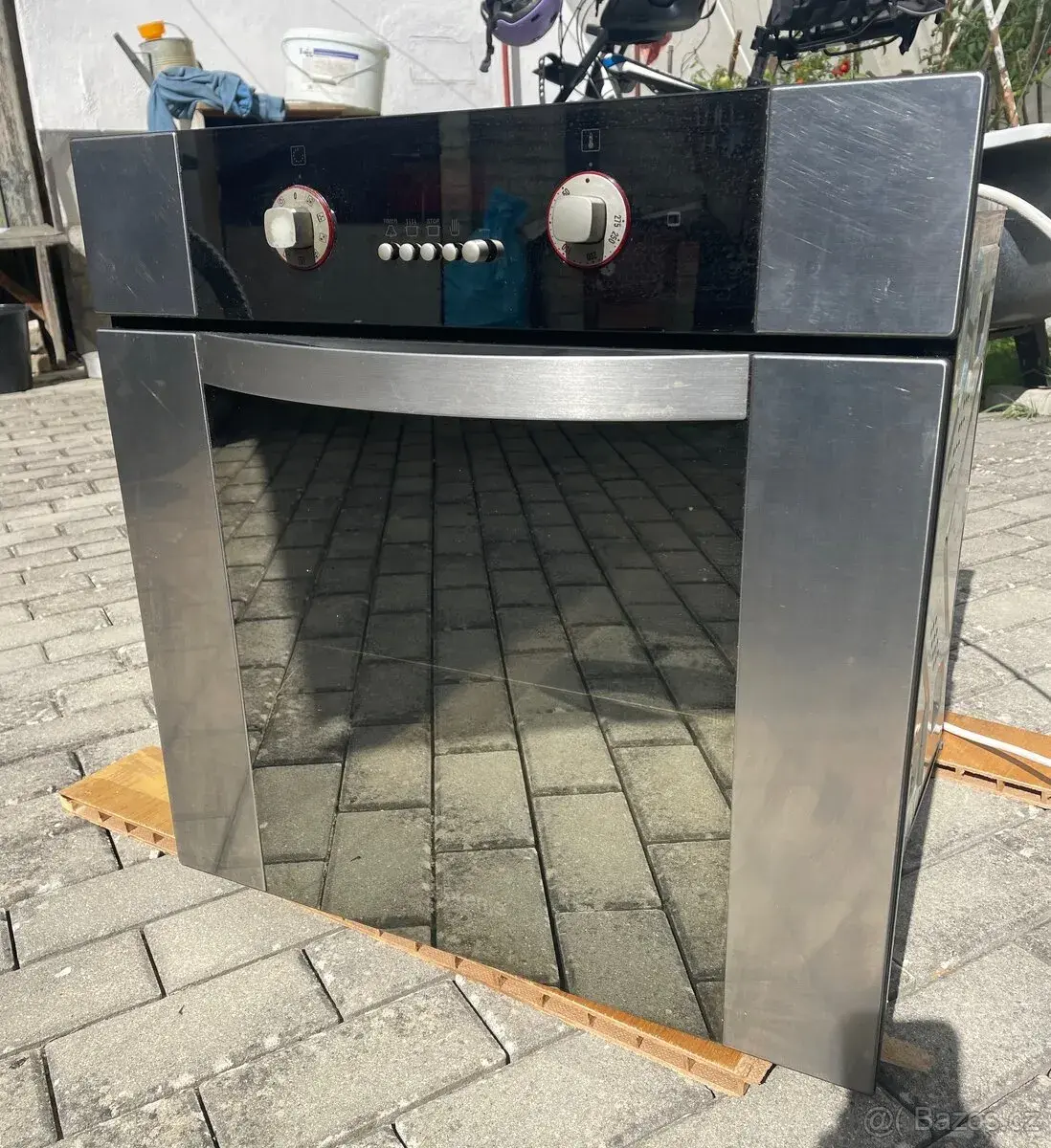 Vestavena elektricka trouba Gorenje