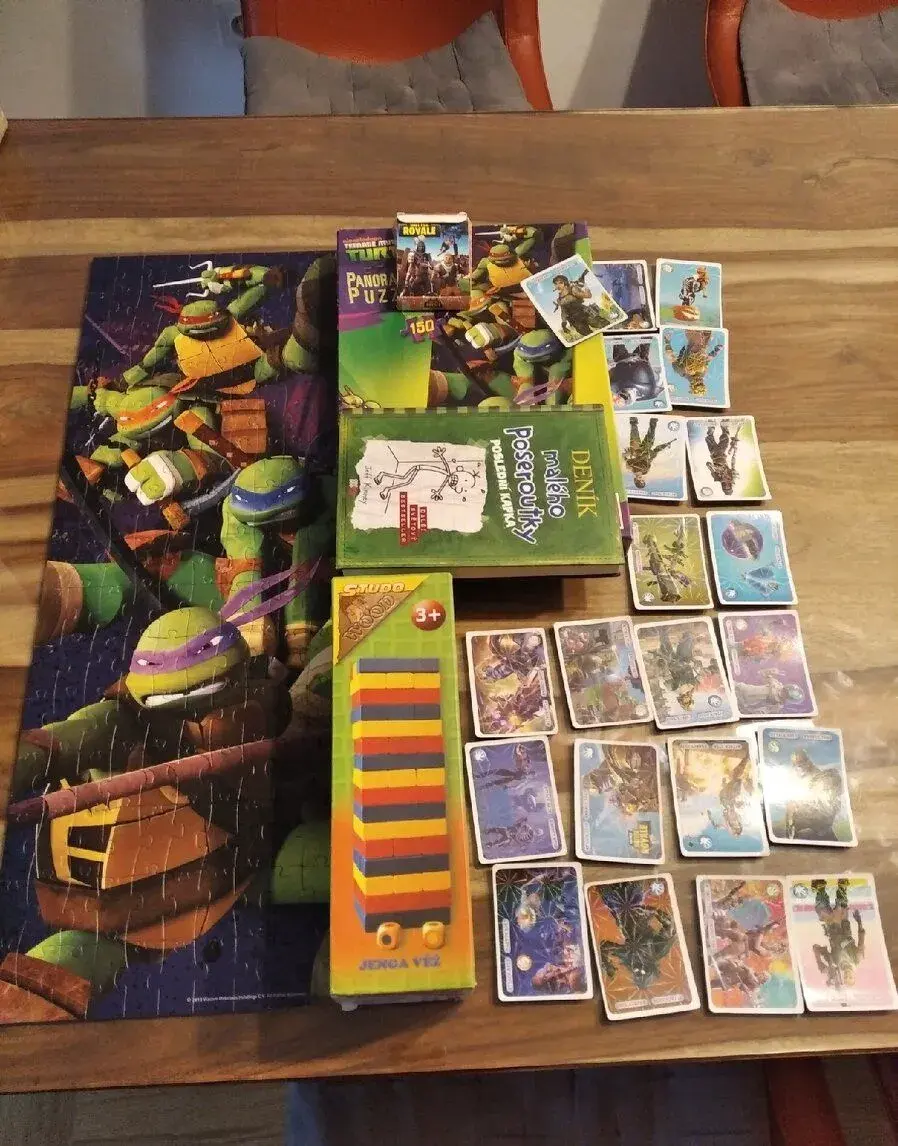 Puzzle želvy nynja 150ks,poseroutka, věž, Fortnite karty 23x