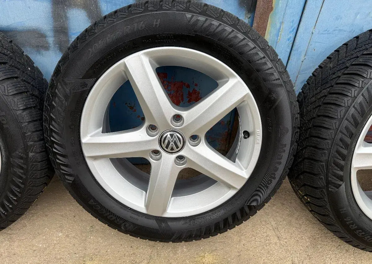 Volkswagen Aspen