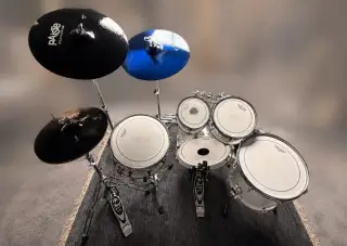 DC Custom Drums Acrylic + Paiste Color Sound 900 + Pearl
