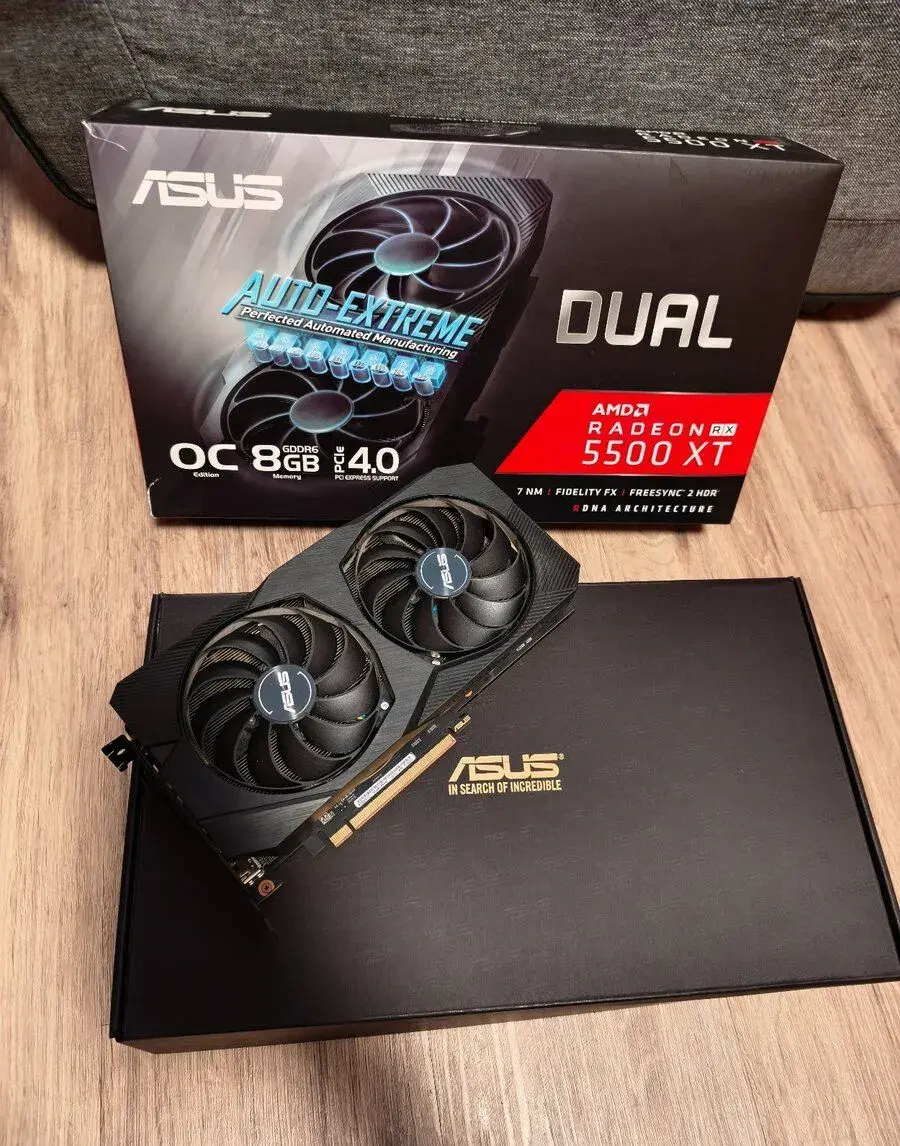 Asus AMD Radeon RX 5500XT 8 GB GDDR6