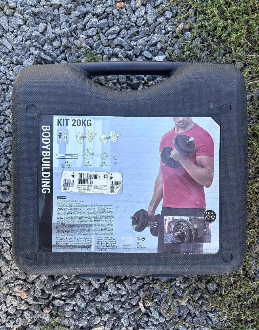 Úplně novou sadu činek. Váha 20 kg