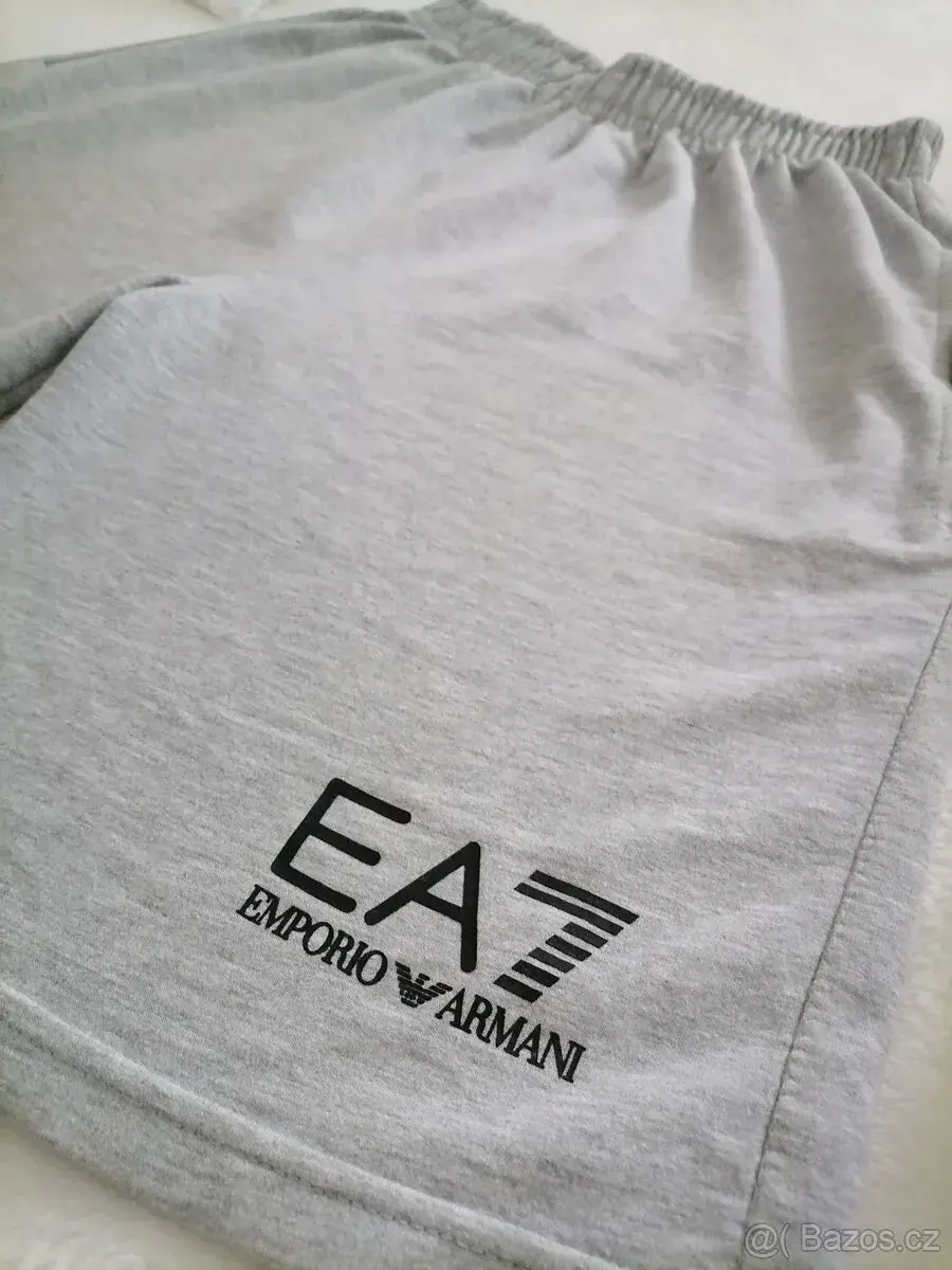 EA kraťasy, bavlna, nové