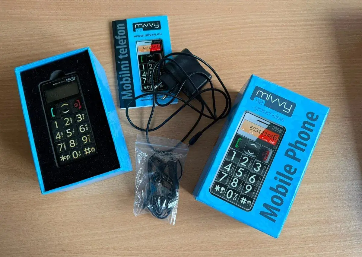 Mobilní telefon pro seniory Mivvy 112