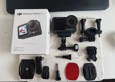 Dji osmo action 5 pro + sd karta + sada držáku
