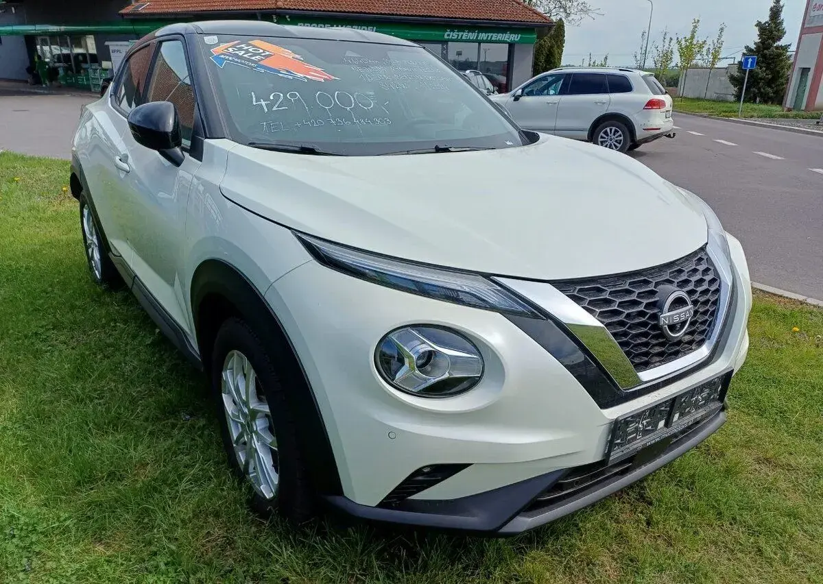 JUKE 1,0L Automat,r.v.1/2024,84kW, 4.640km, FULL výbava
