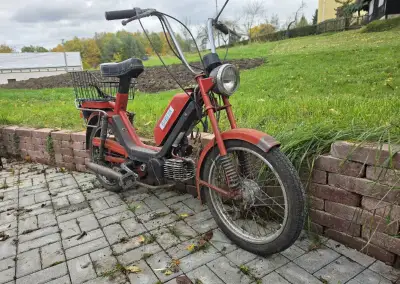 Babetta 210 Červená