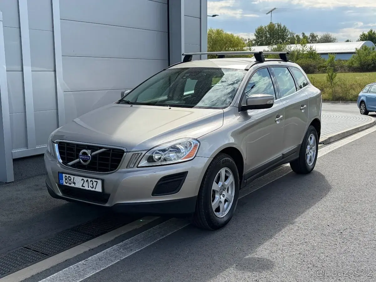Volvo XC60 – 2011, 266 911 km