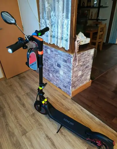 Elektrokoloběžka Sencor S31
