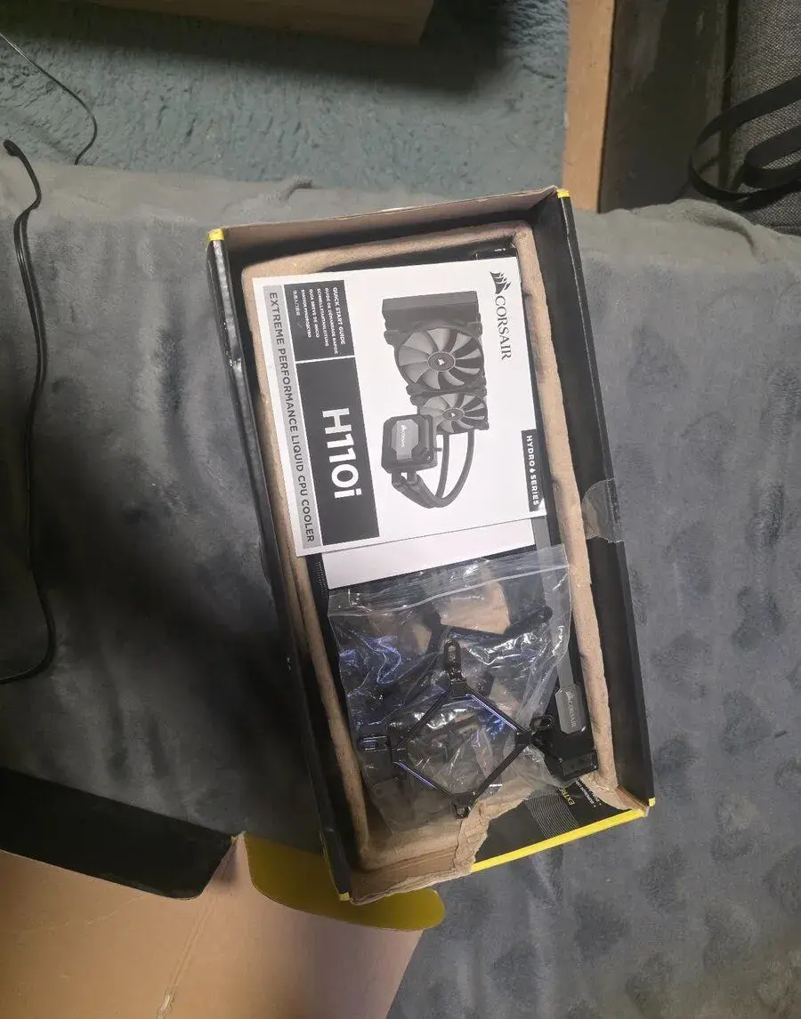 CORSAIR H 110I