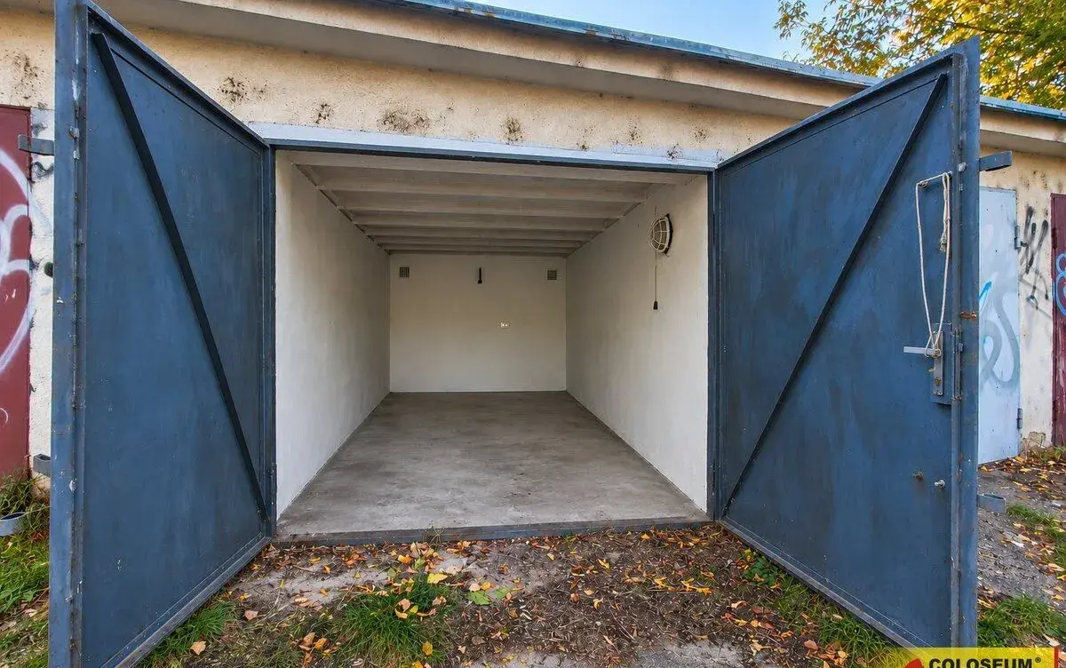 Brno - Královo Pole, garáž, 18 m2, zděná – garáž
