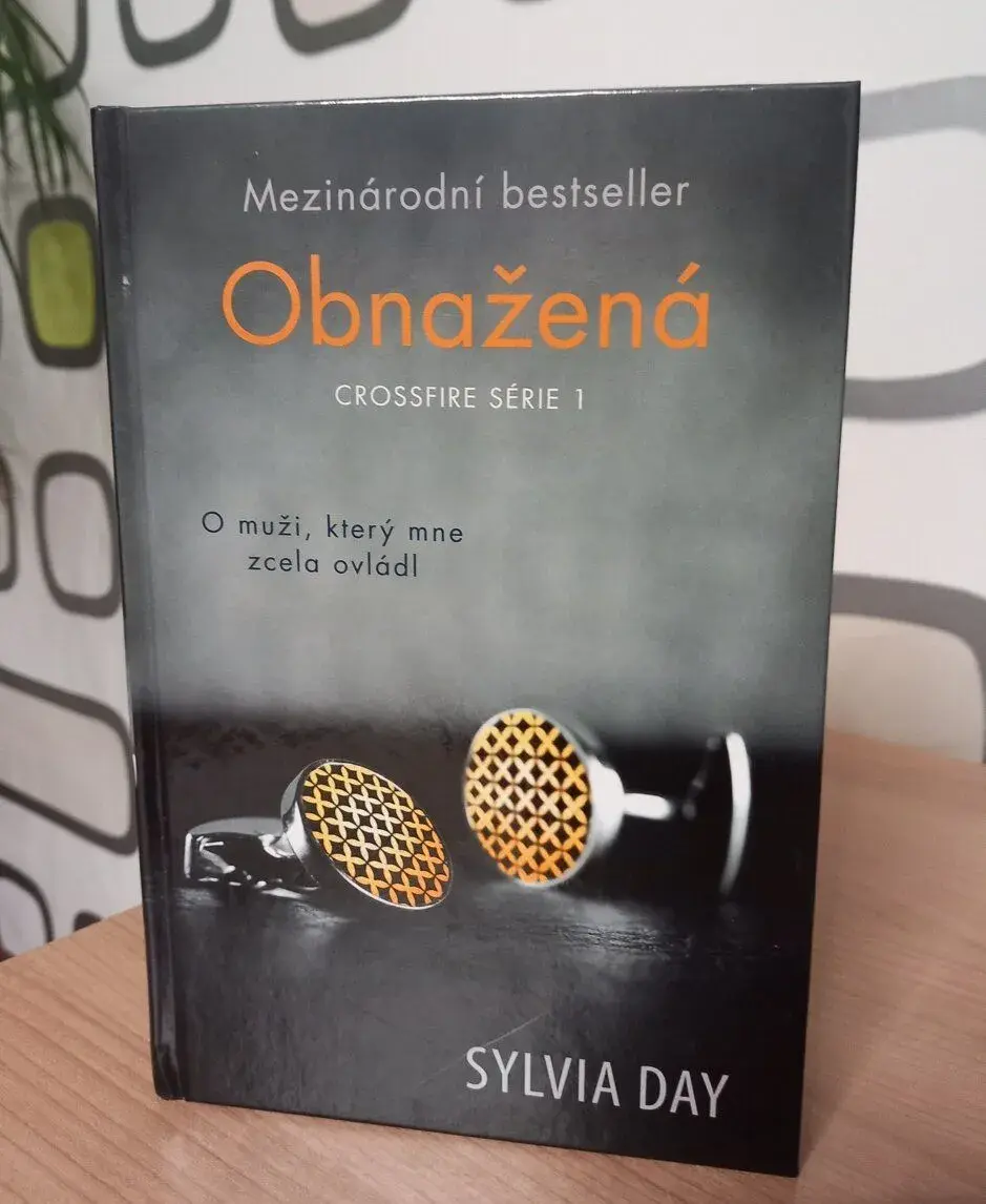 Sylvia Day , série Crossfire