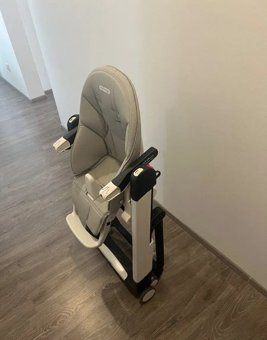 Peg perego - dětská sedačka