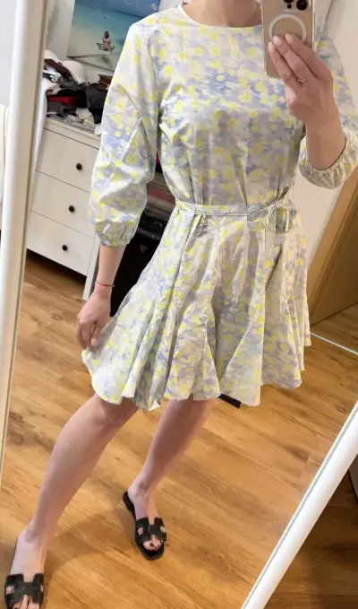 Hugo Boss dámské šaty Nové