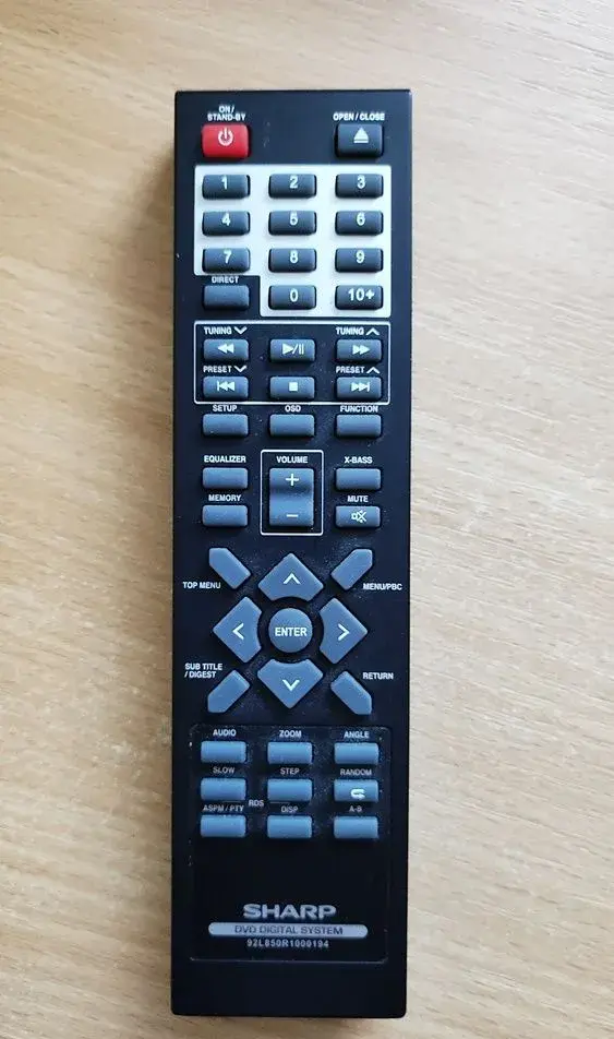 Dálkový ovladač DVD SHARP - domácí kino