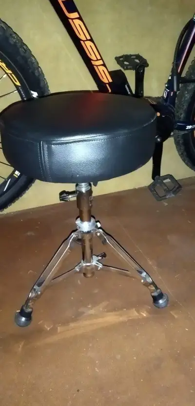 Stolička SONOR