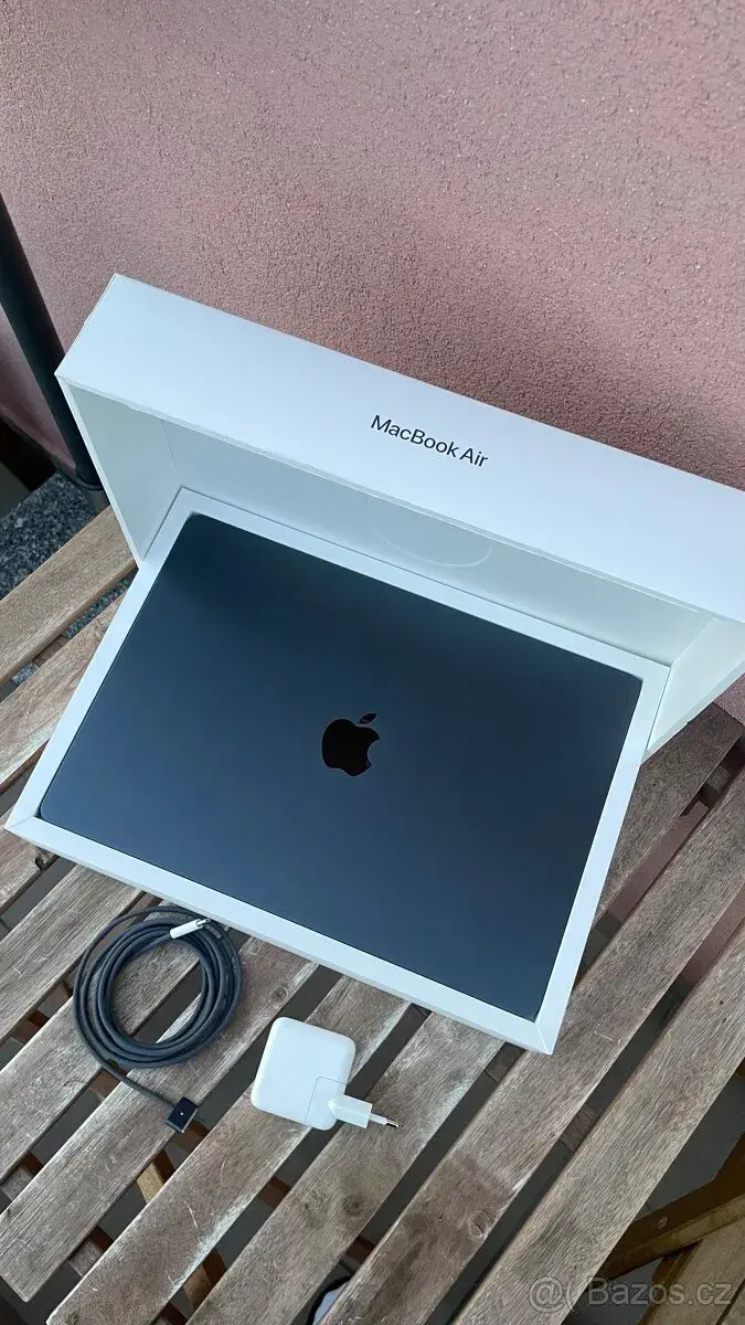 MacBook Air 15” 2025 M4 512 GB 16GB ram