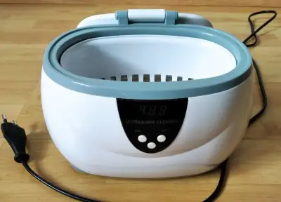 Ultrazvuková čistička GETI GUC 601 0,6L