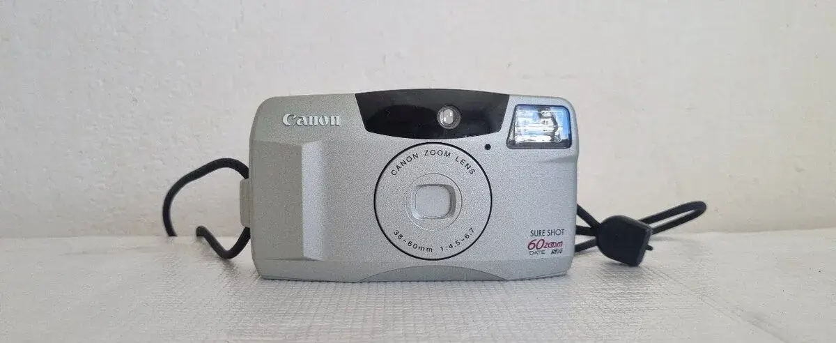 CANON SURE SHOT 60 ZOO DATE - KOMPAKTNÍ ANALOGOVÝ FOTOAPARÁT