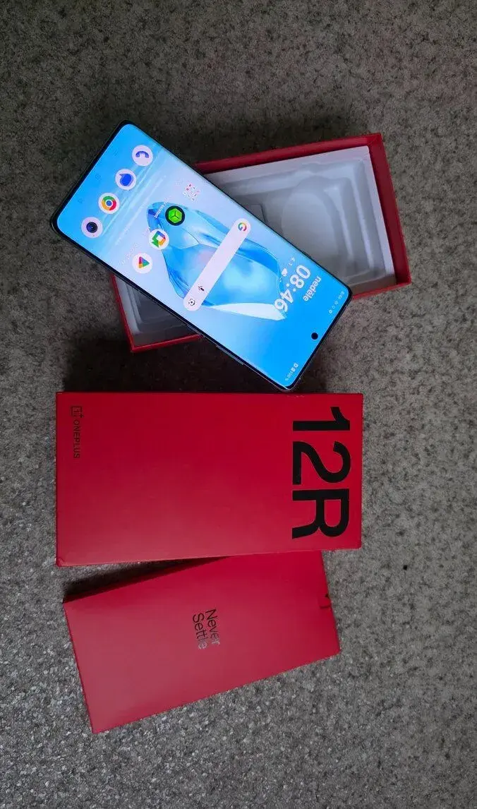 OnePlus 12R - 16/256GB - stav